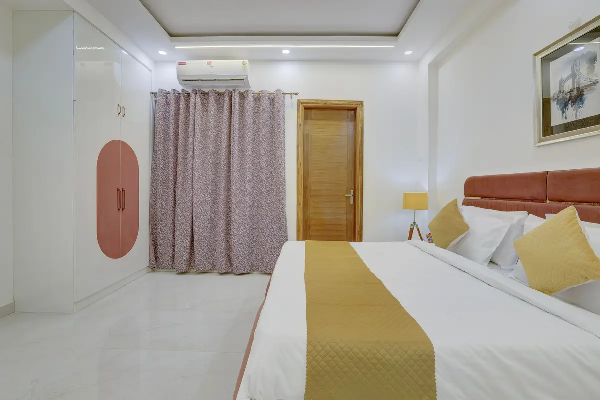 Zinnia, Delhi NCR
